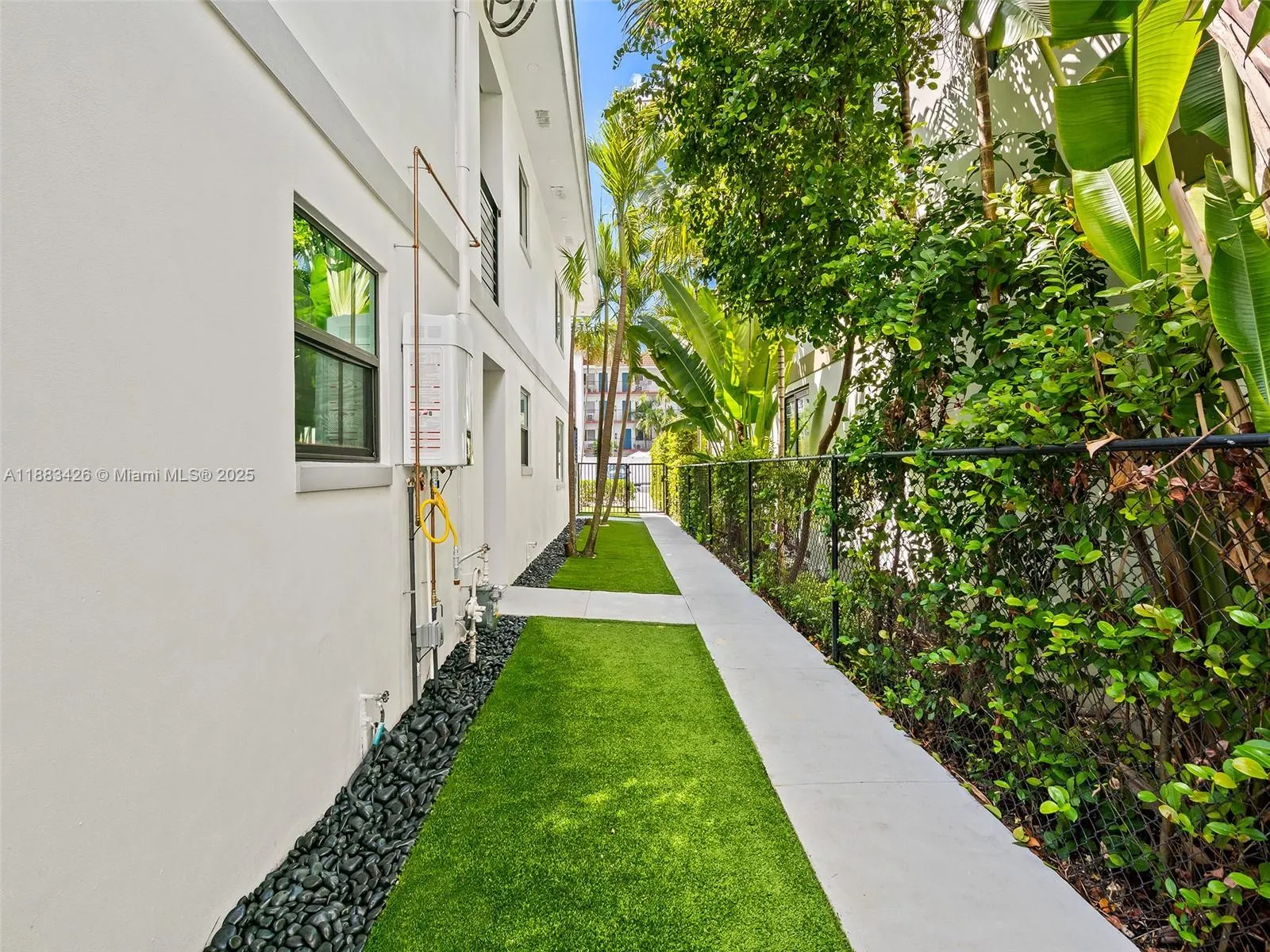 1305 SE 1st St, #2