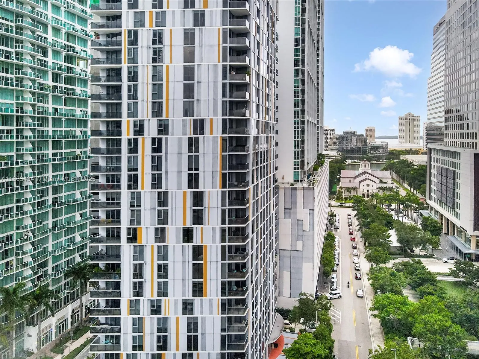 31 SE 6th St, #1708