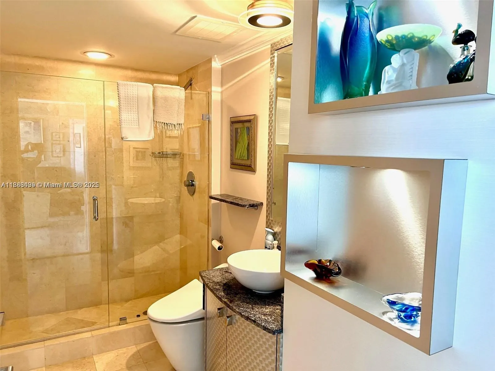 17201 Collins Ave, #3302