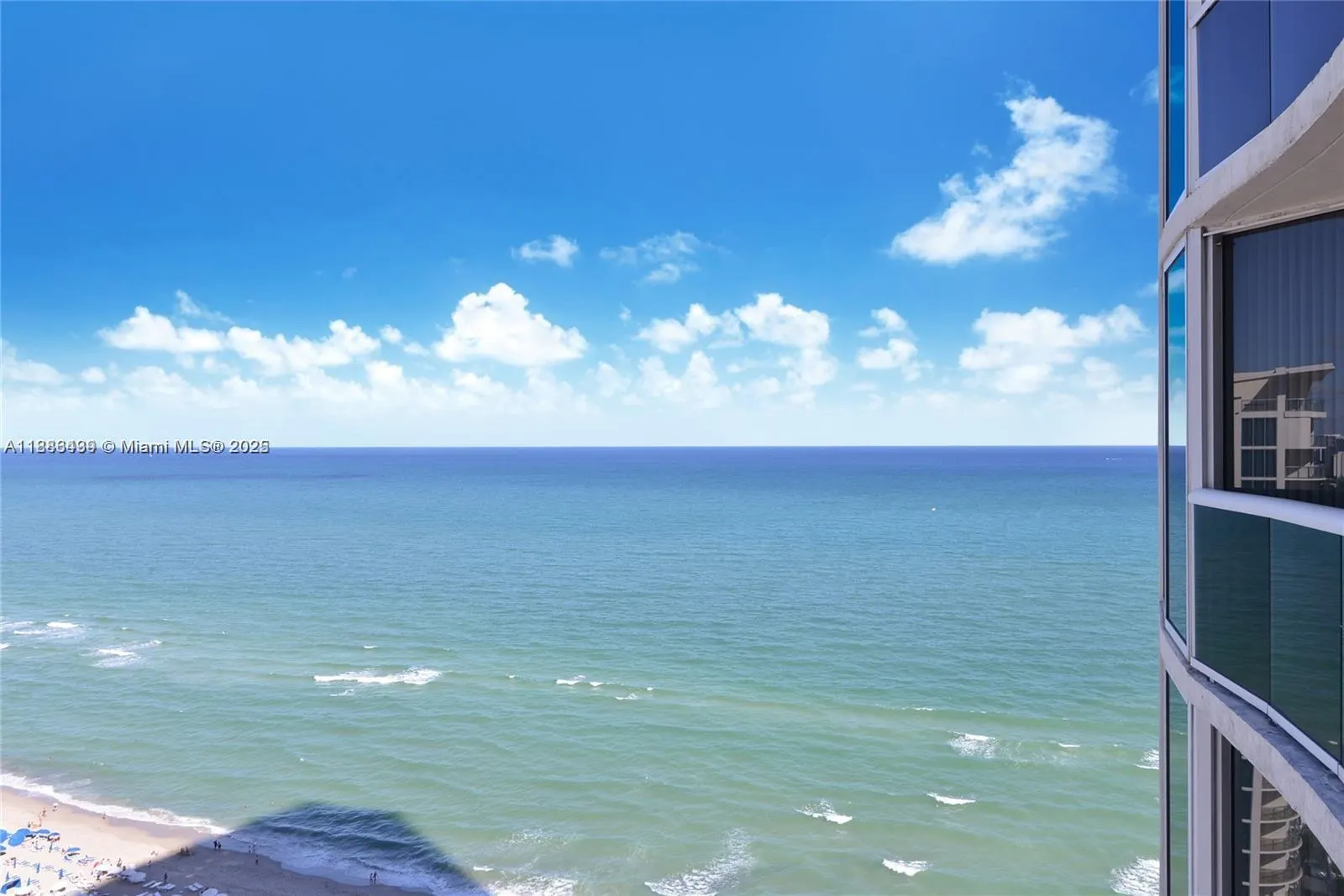 17201 Collins Ave, #3302
