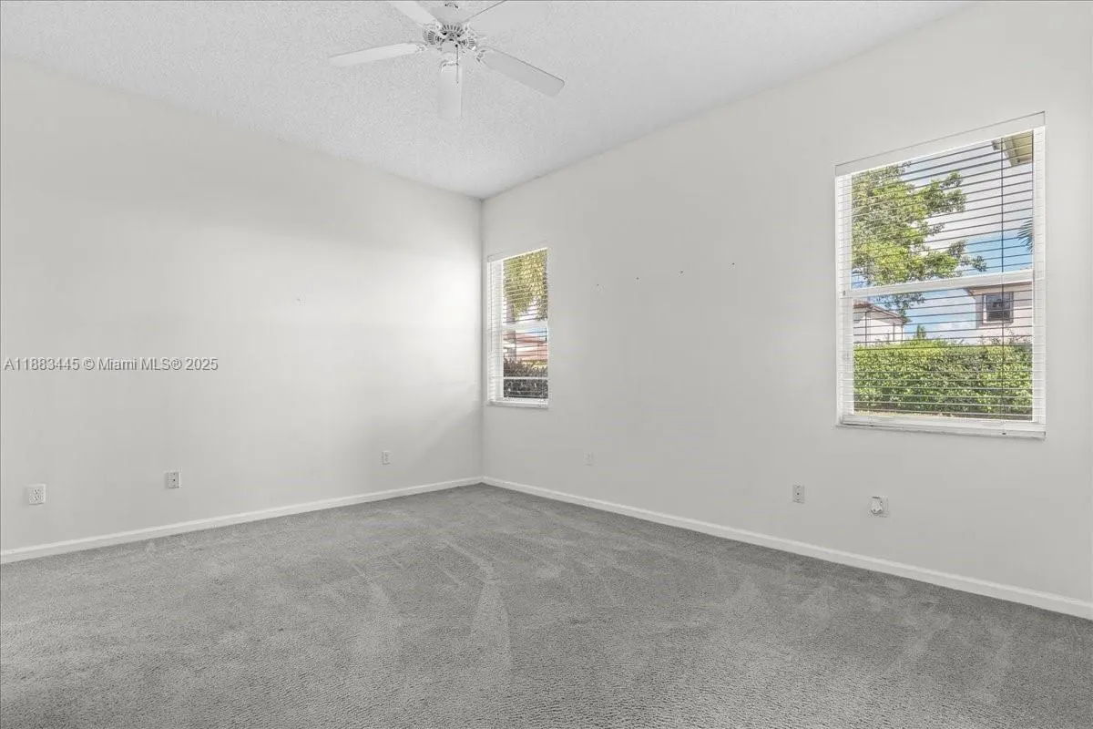 2675 SE 4th Pl