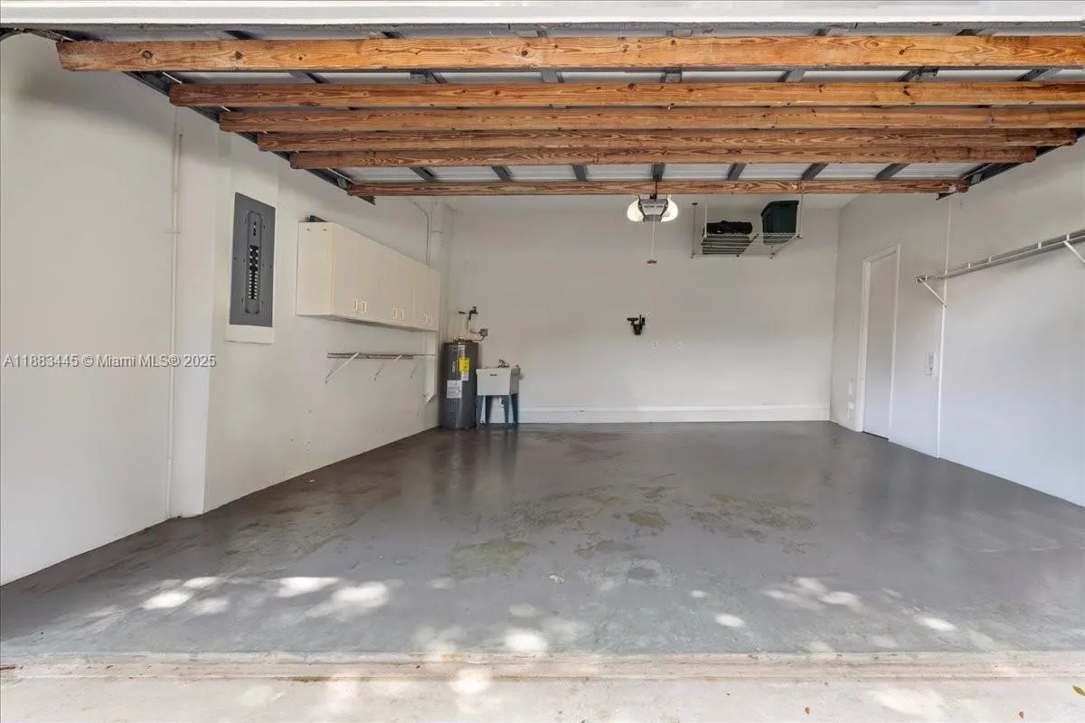 2675 SE 4th Pl
