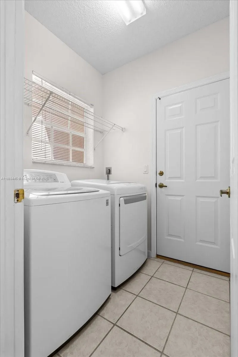 2675 SE 4th Pl