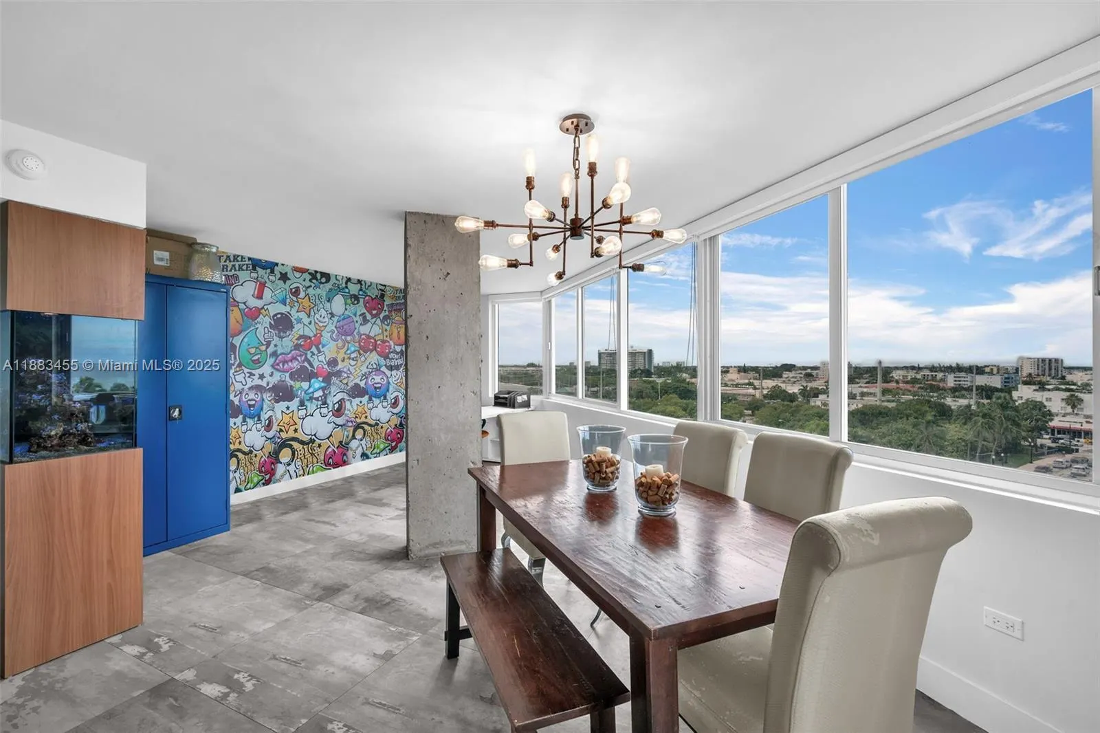 7135 Collins Ave, #736
