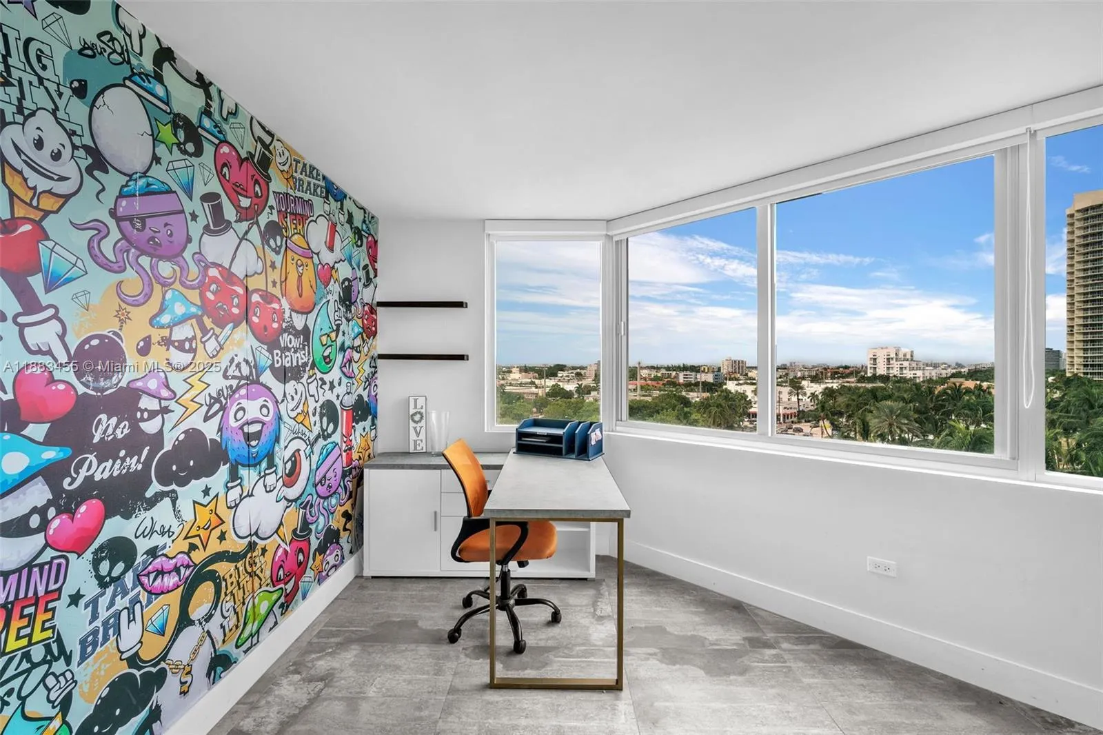 7135 Collins Ave, #736