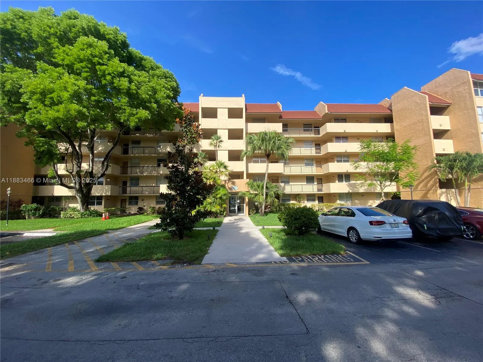 3801 Environ Blvd, #212