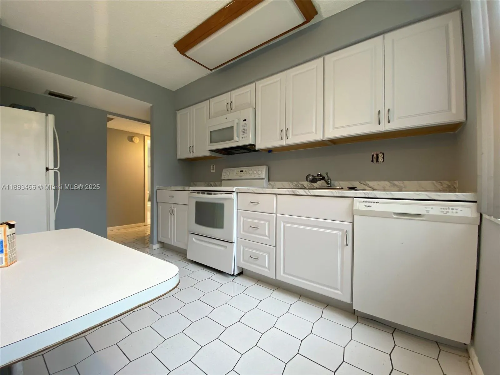 3801 Environ Blvd, #212