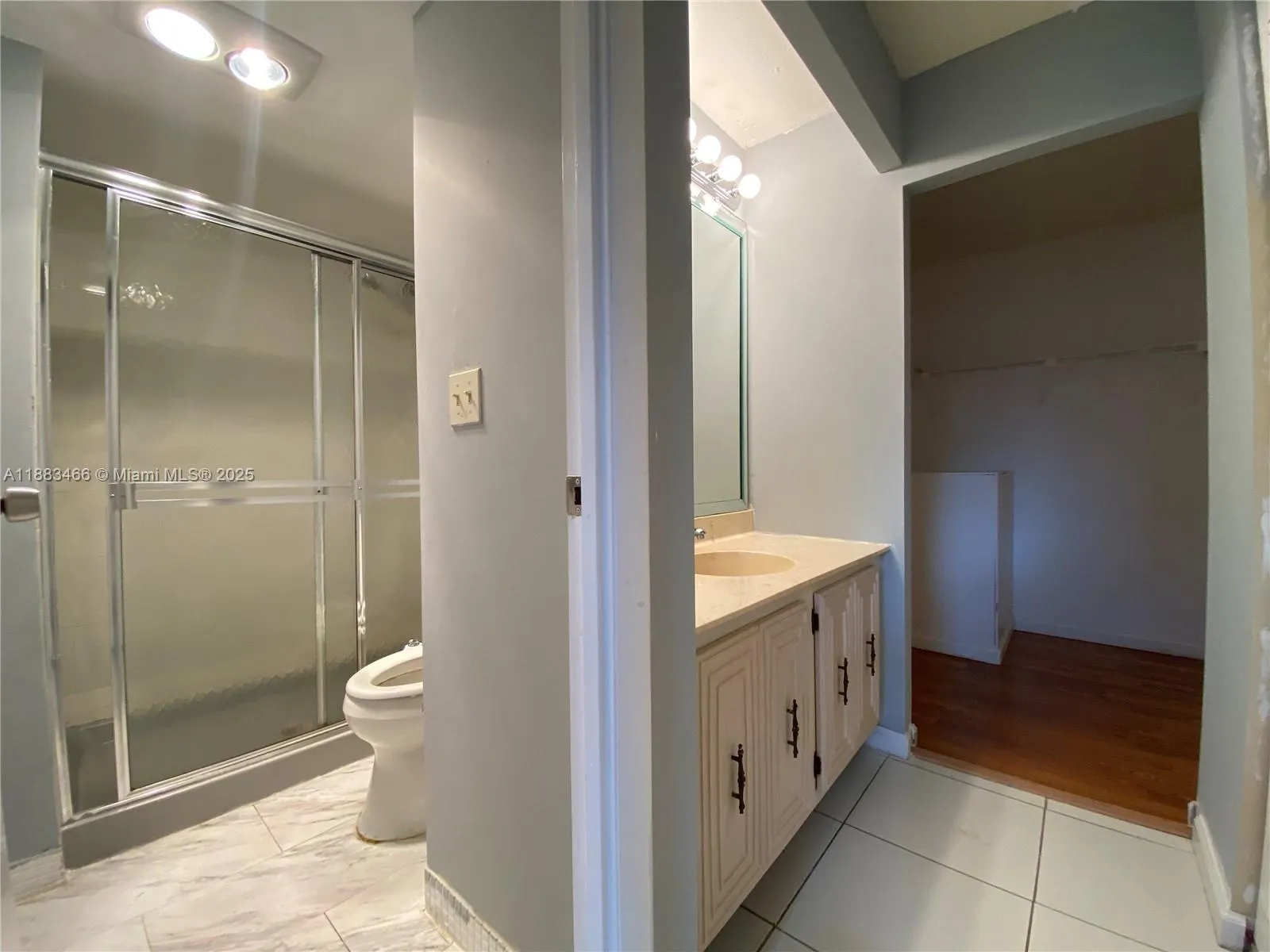 3801 Environ Blvd, #212