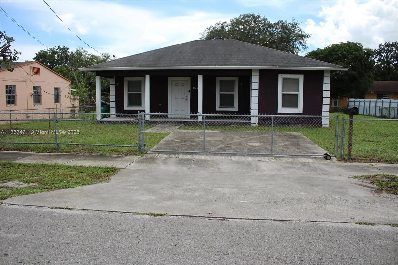 2330 NW 100th St