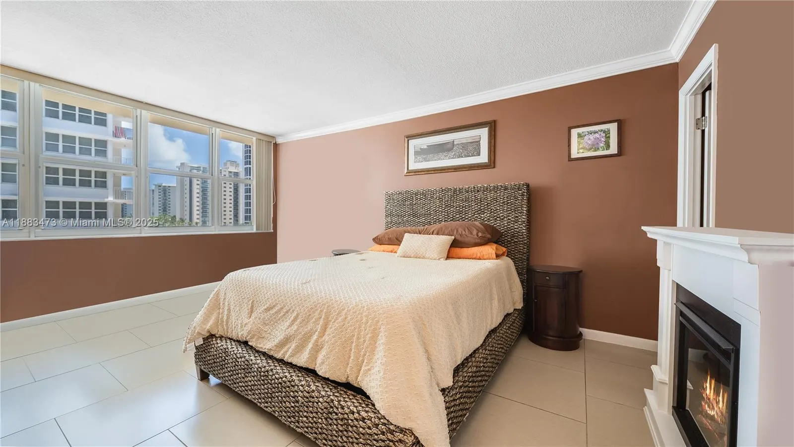 1825 S Ocean Dr, #504