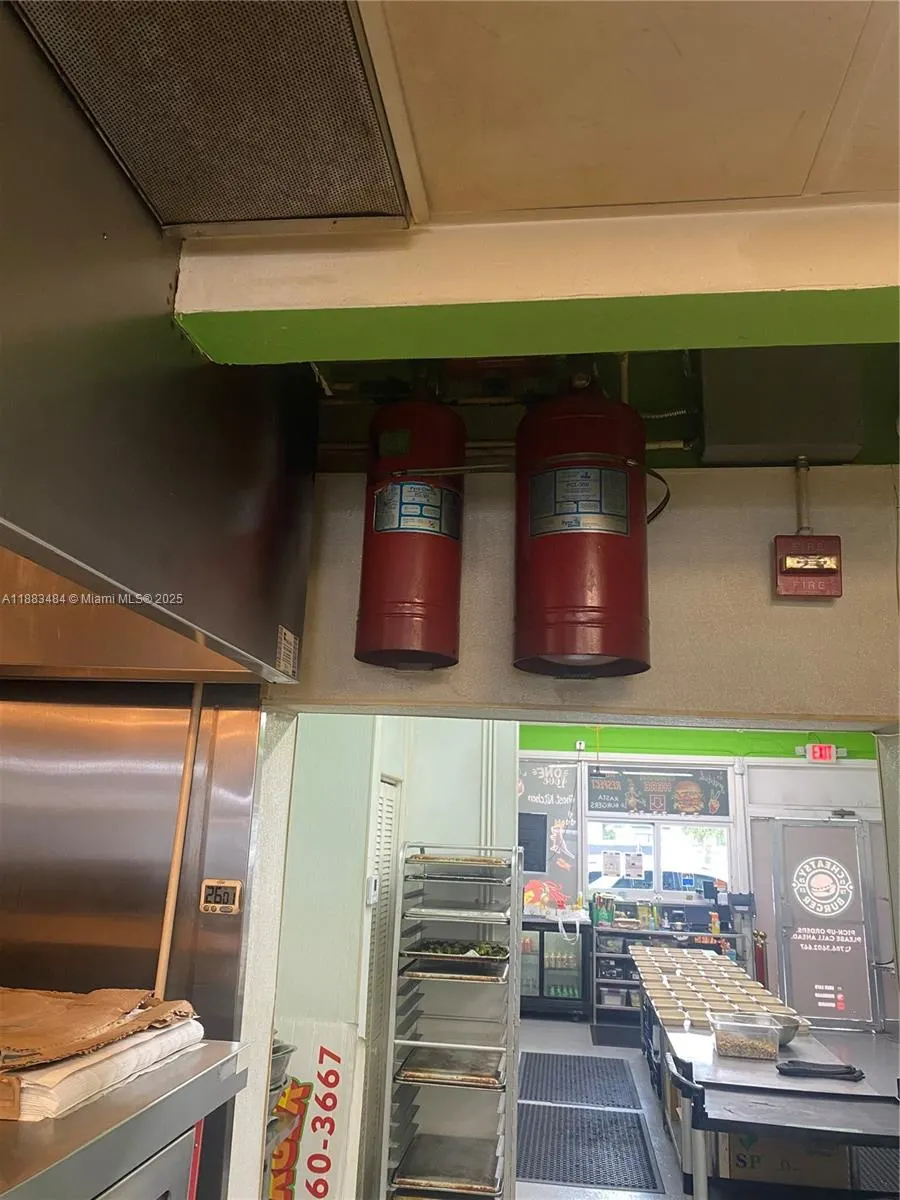 1082 NW 54th St