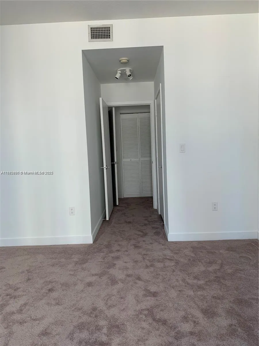 1111 SW 1st Ave, #1724-N