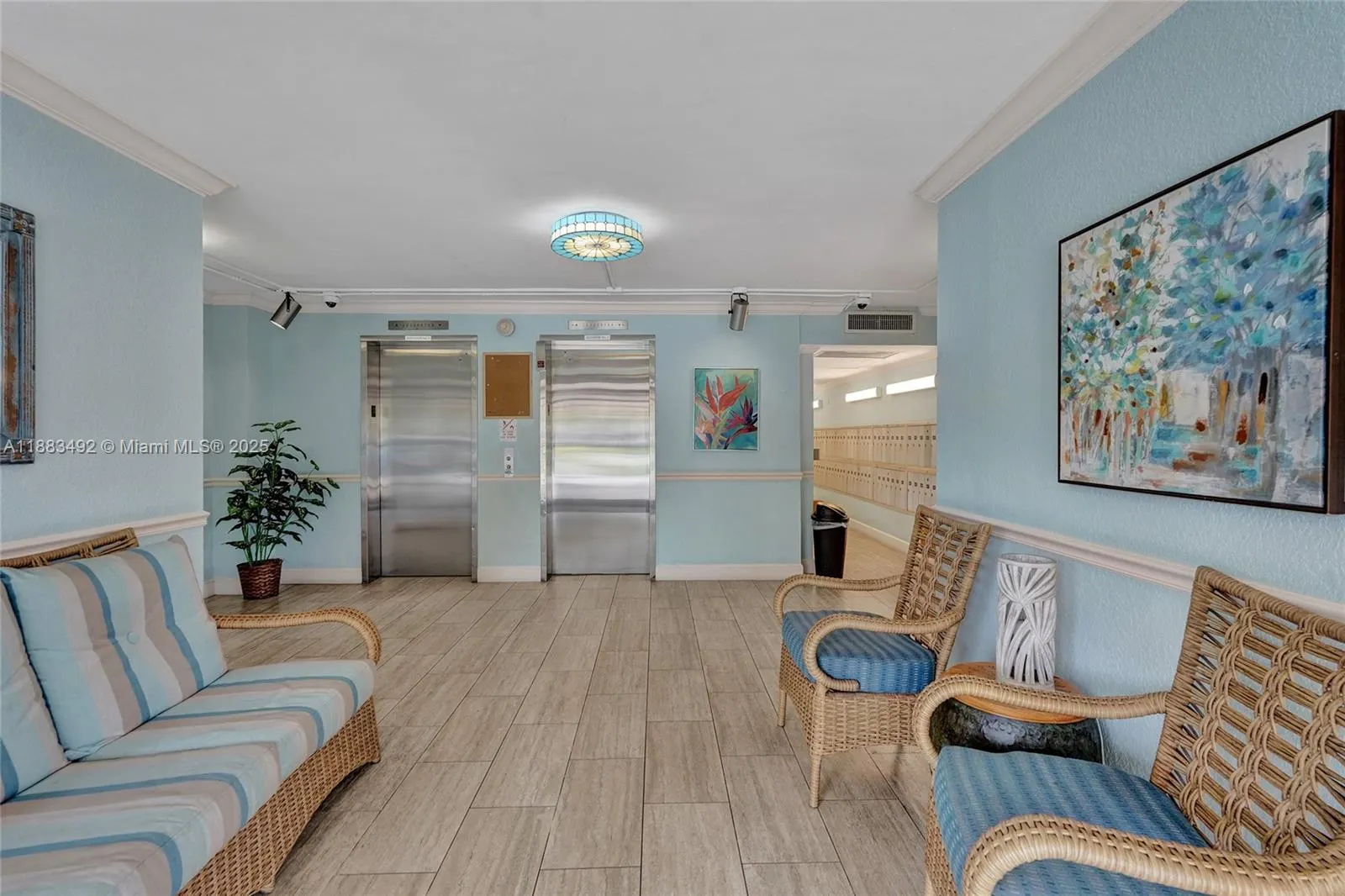 3150 N Palm Aire Dr, #501