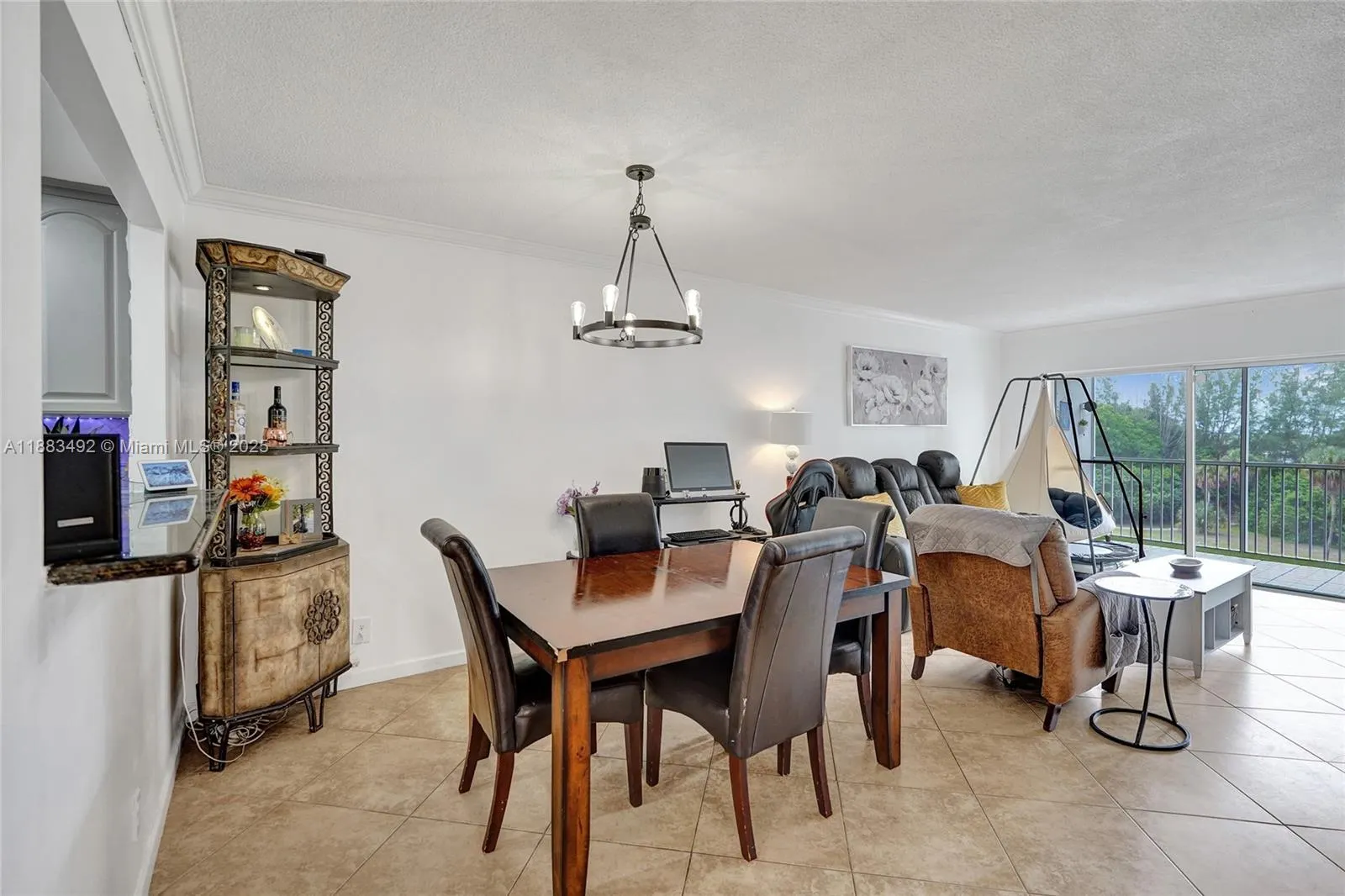 3150 N Palm Aire Dr, #501