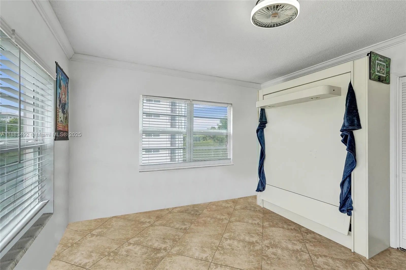 3150 N Palm Aire Dr, #501