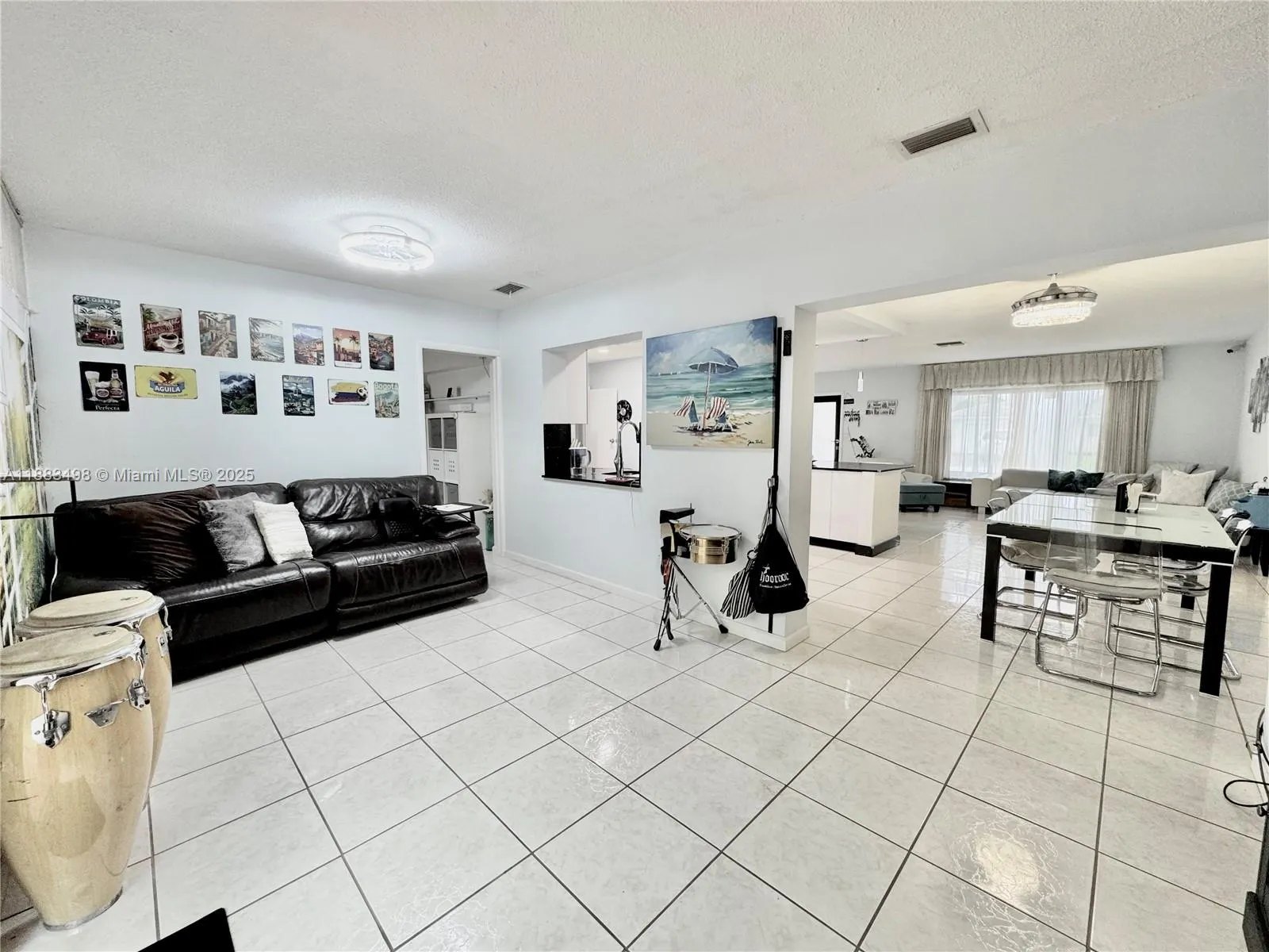 7005 NW 94th Ave