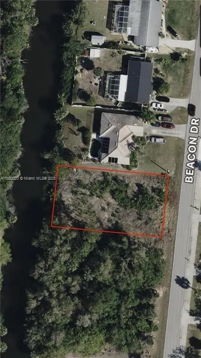 1467 BEACON DR
