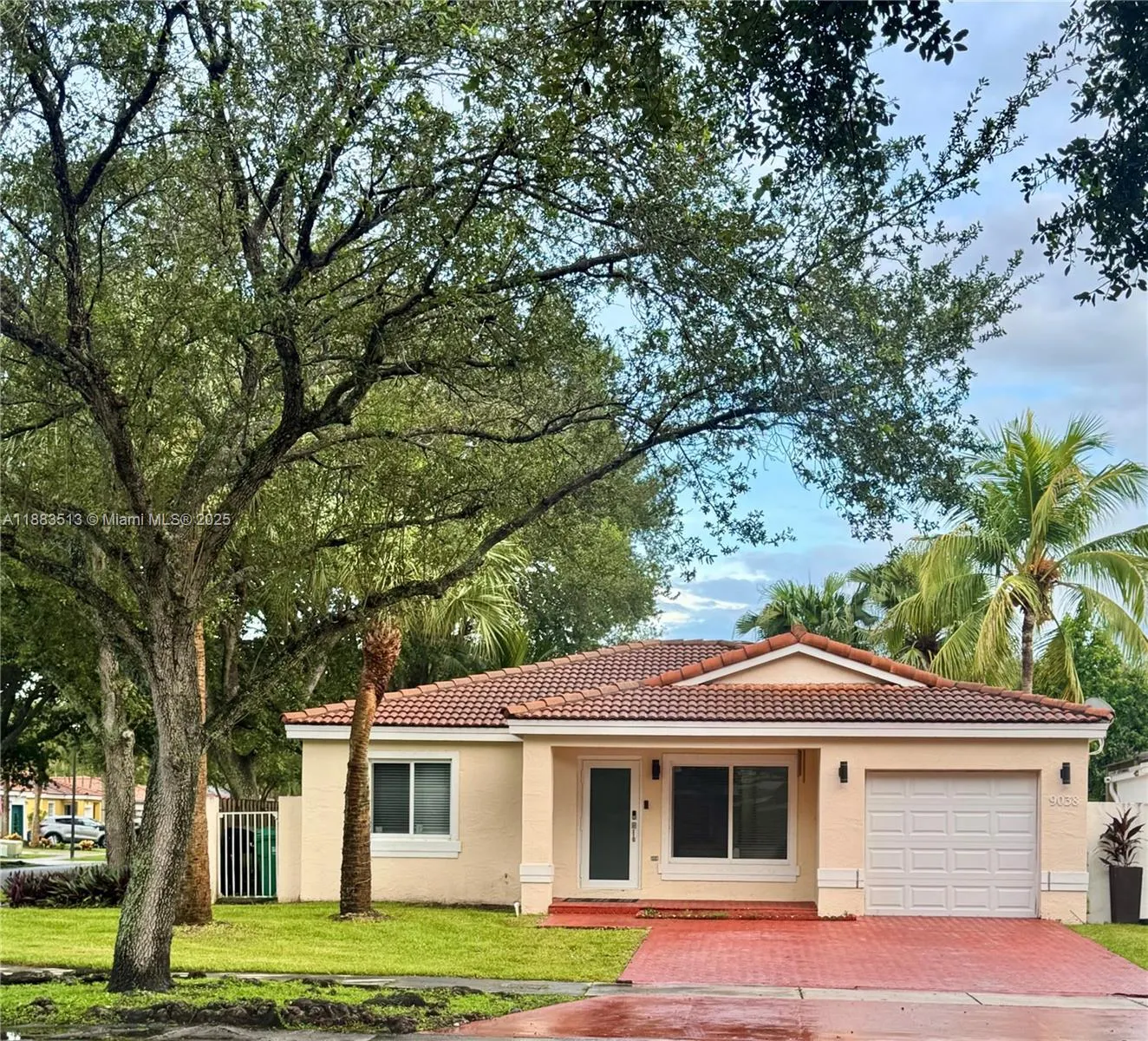 9038 NW 193rd Ter