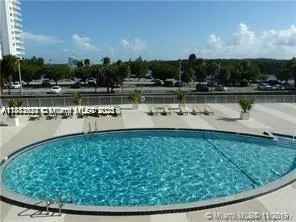 400 Kings Point Dr, #1223