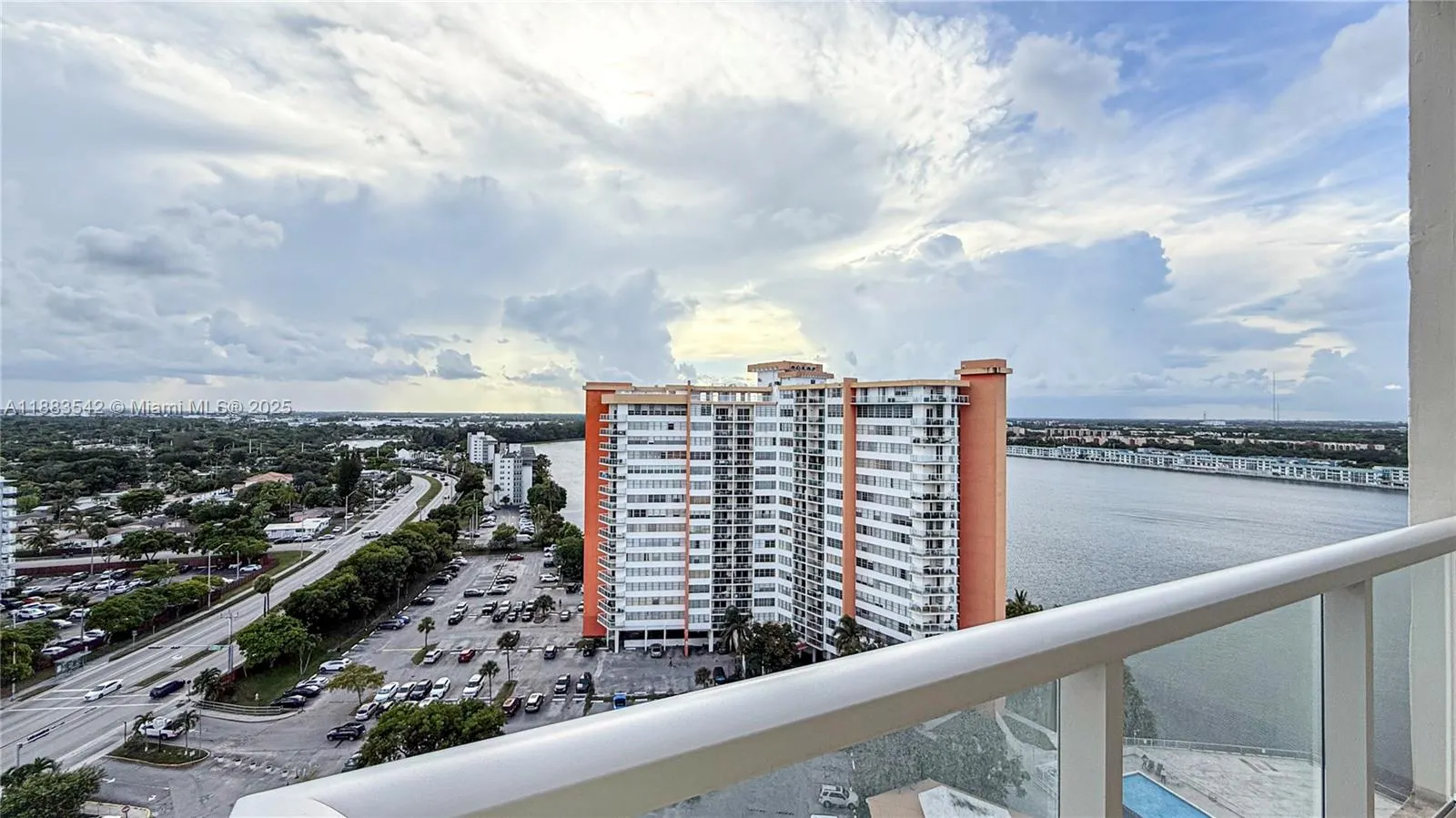1351 NE Miami Gardens Dr, #1701E