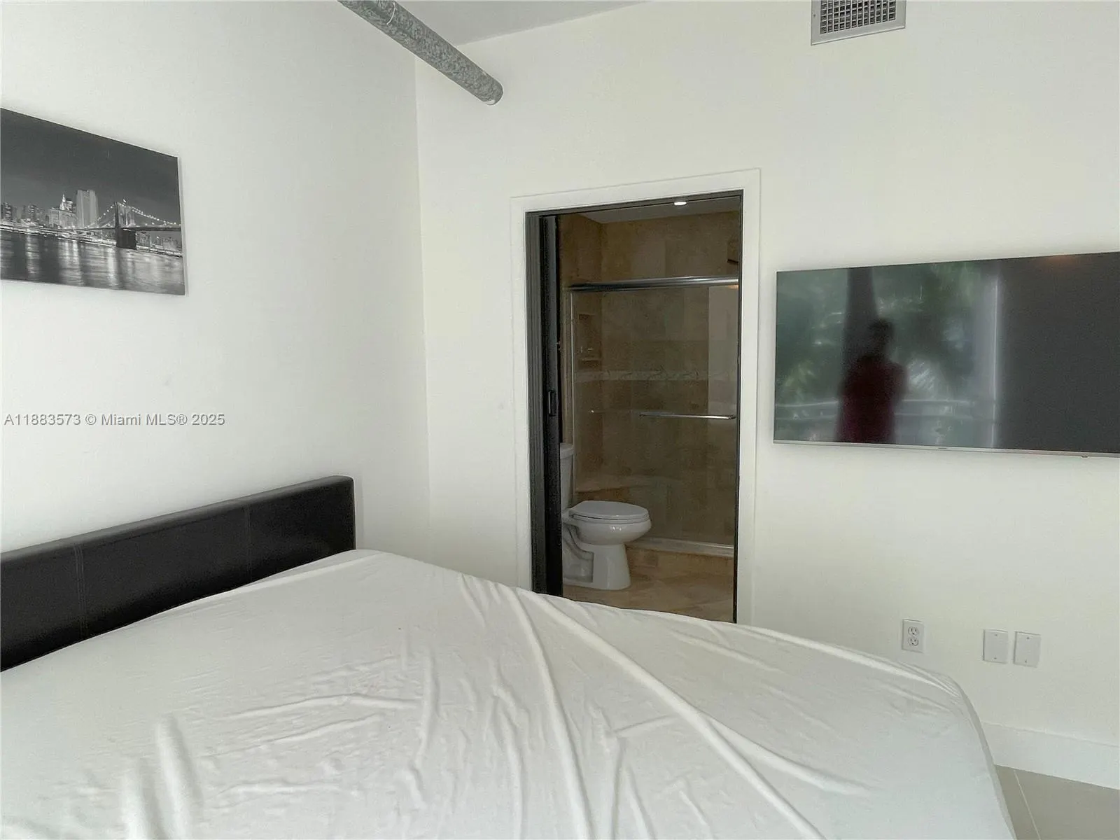 455 NE 25th St, #410