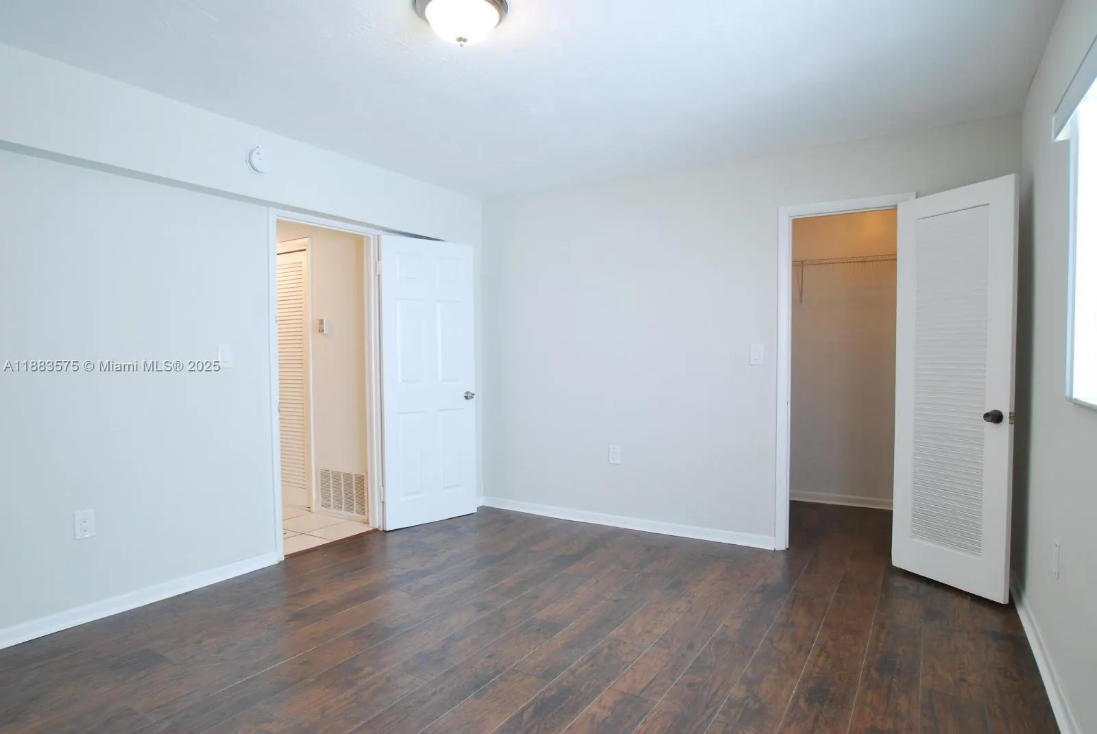 1662 Lincoln Ct, #402