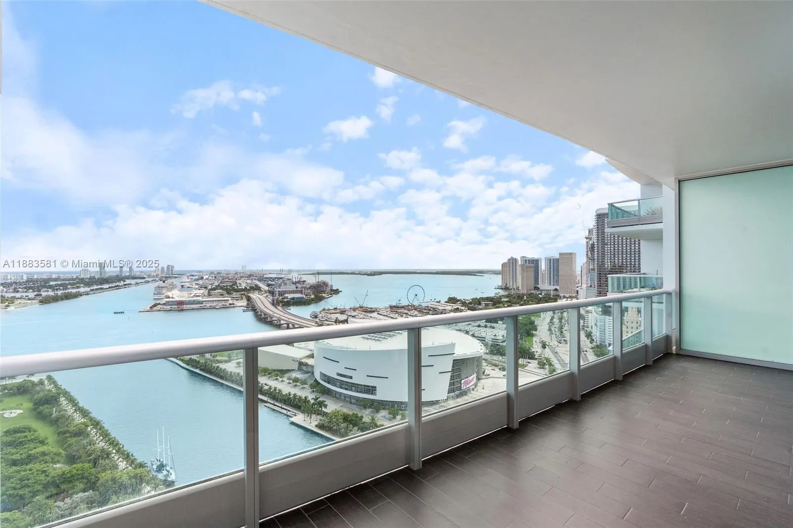 900 Biscayne Blvd, #3502