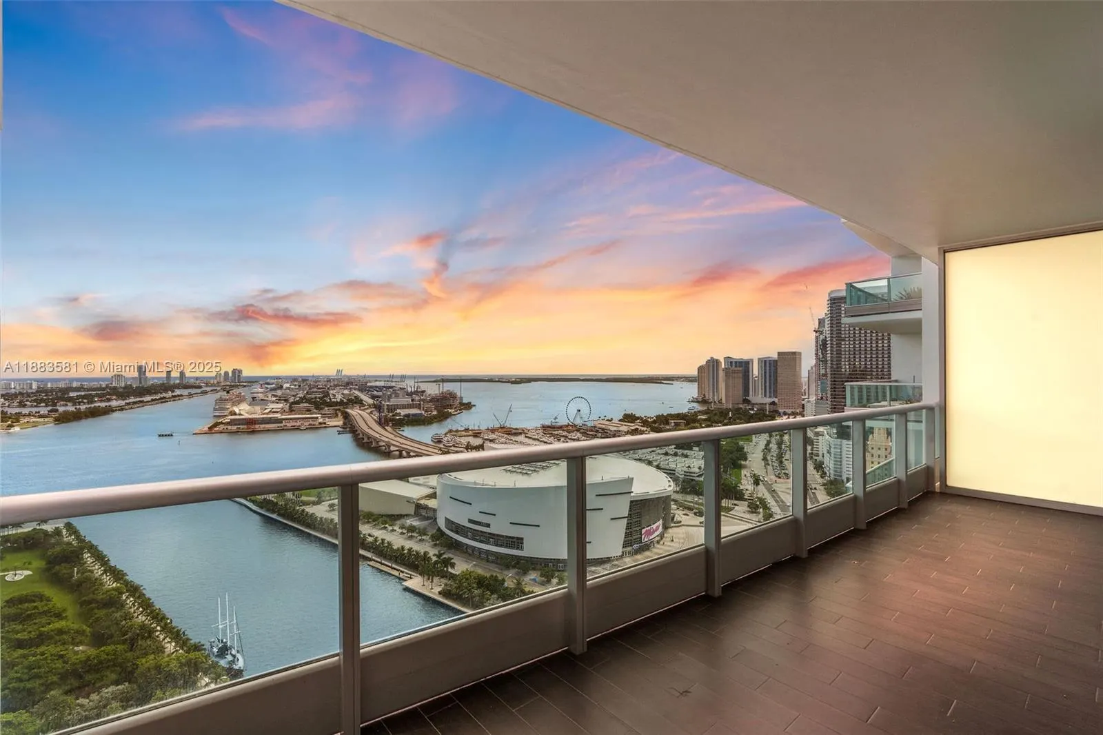 900 Biscayne Blvd, #3502