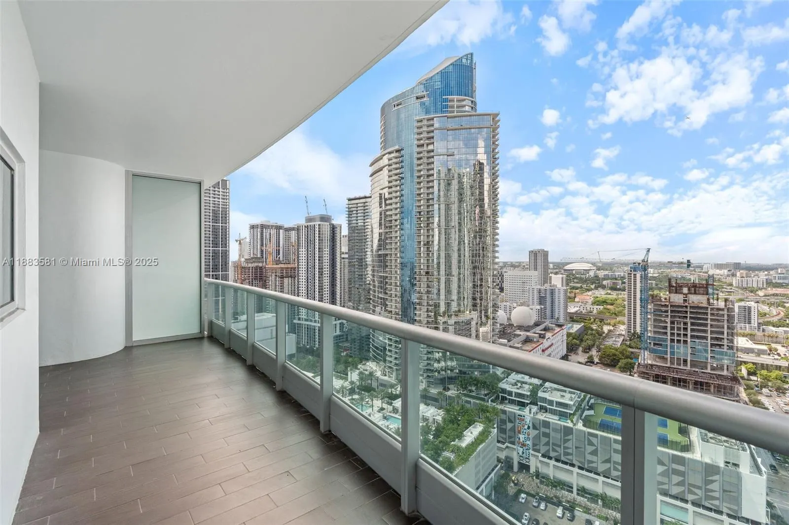 900 Biscayne Blvd, #3502