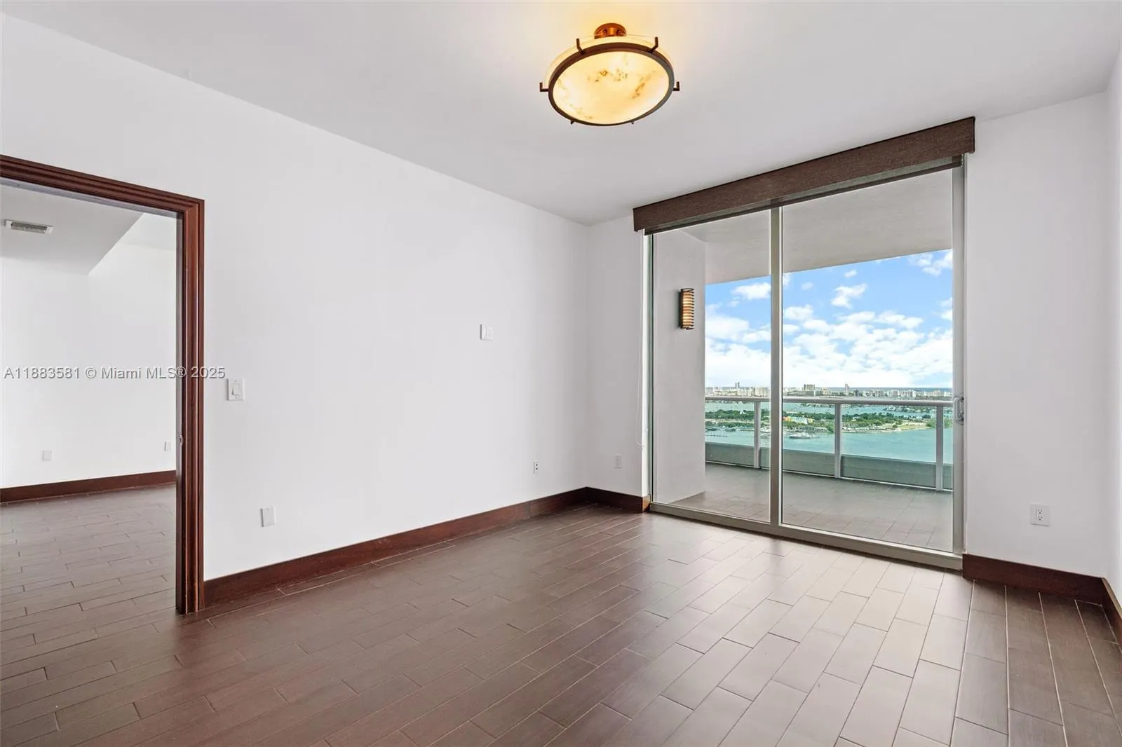 900 Biscayne Blvd, #3502