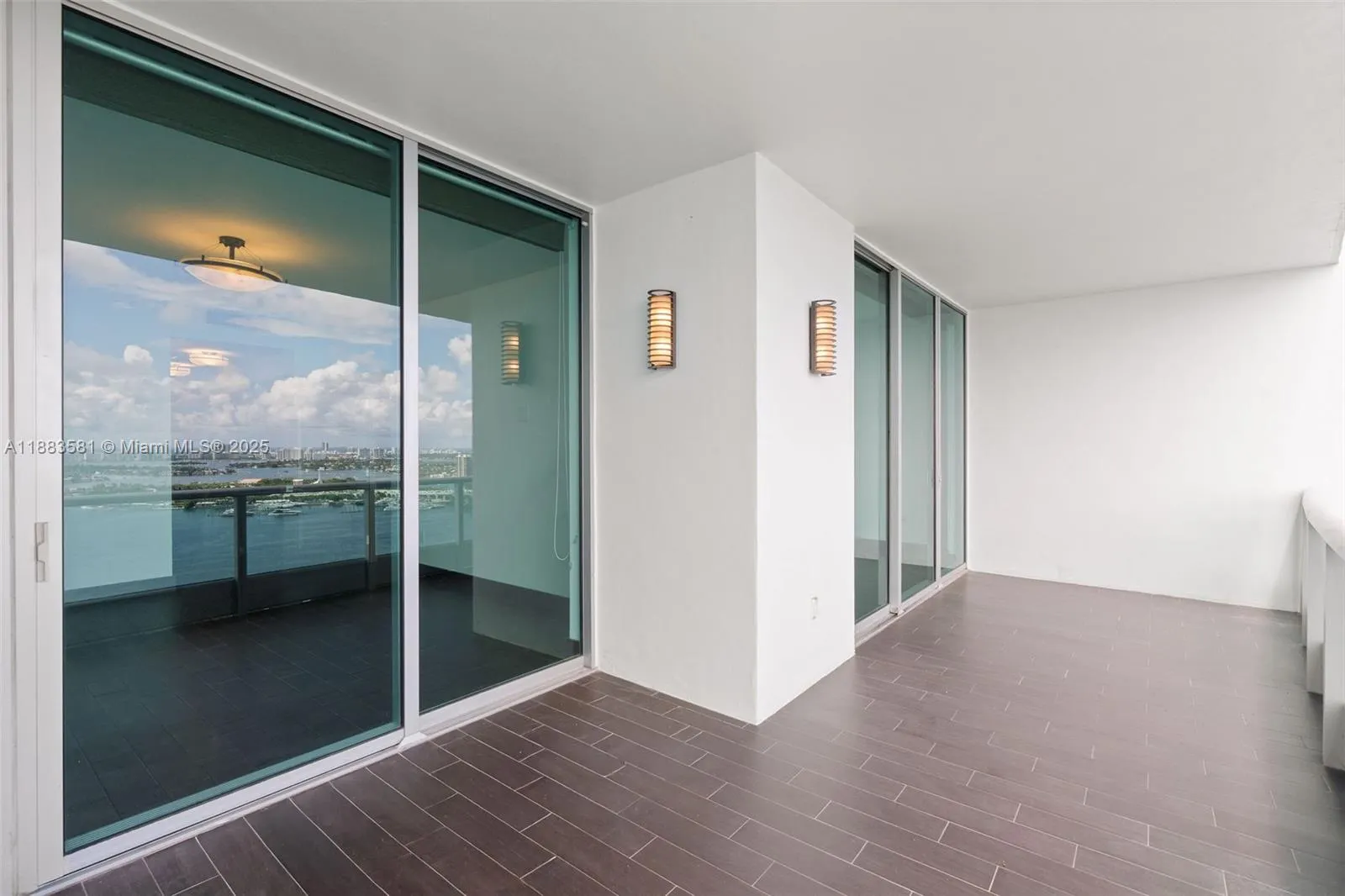 900 Biscayne Blvd, #3502