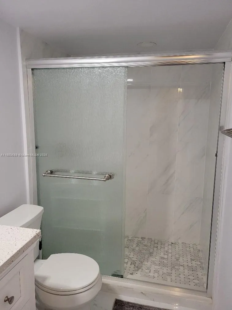 1833 S Ocean Dr, #307