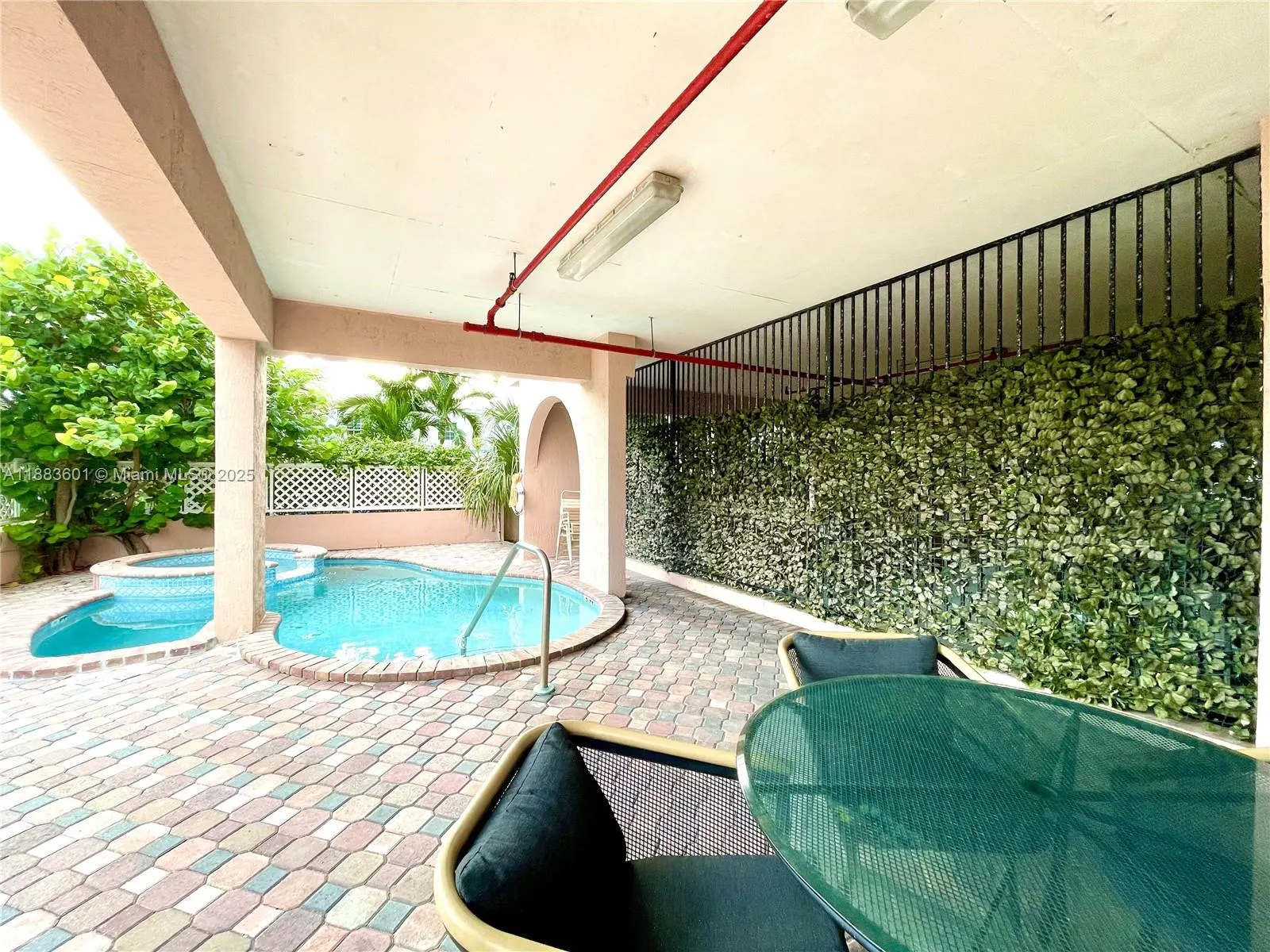 8816 Collins Ave, #206