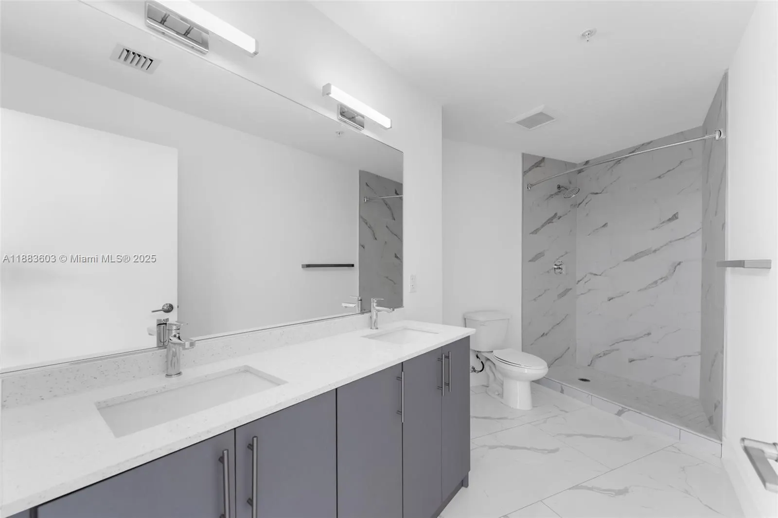 1 Curtiss Pkwy, #326