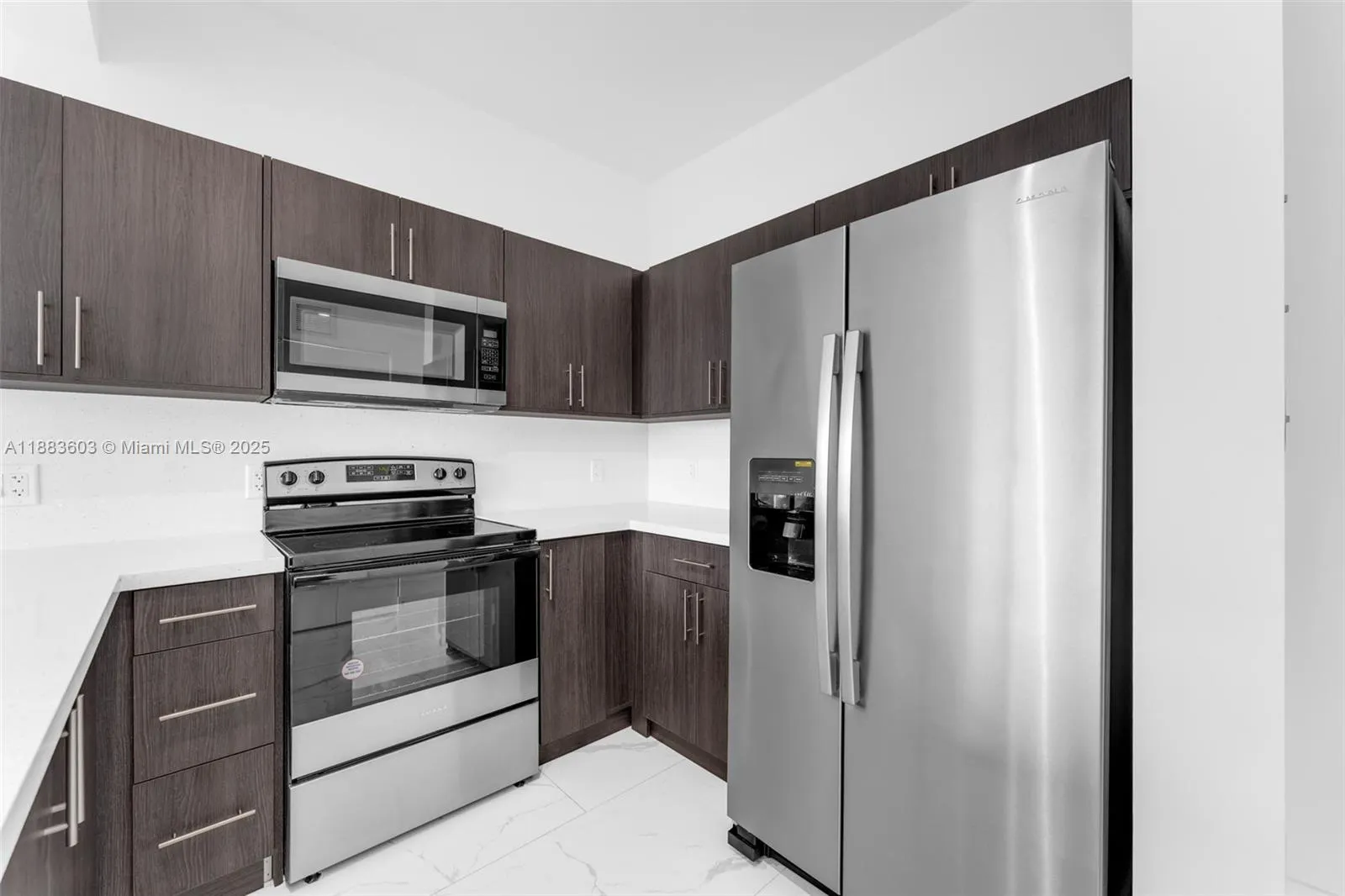 1 Curtiss Pkwy, #326