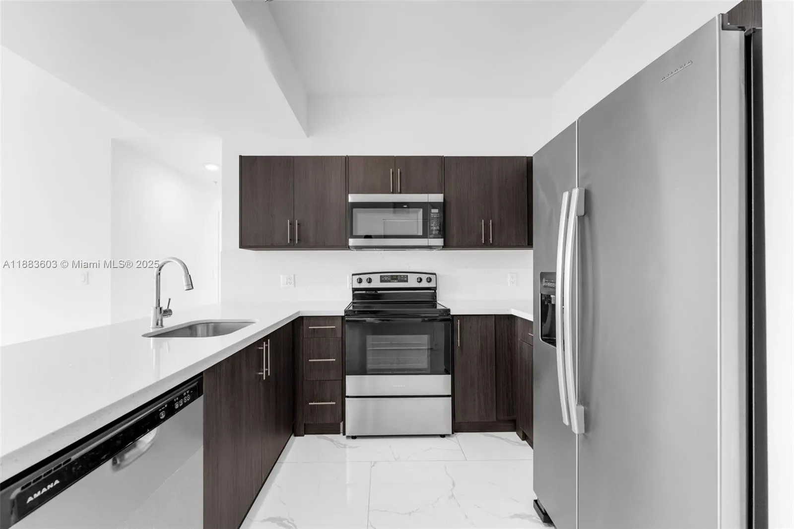 1 Curtiss Pkwy, #326