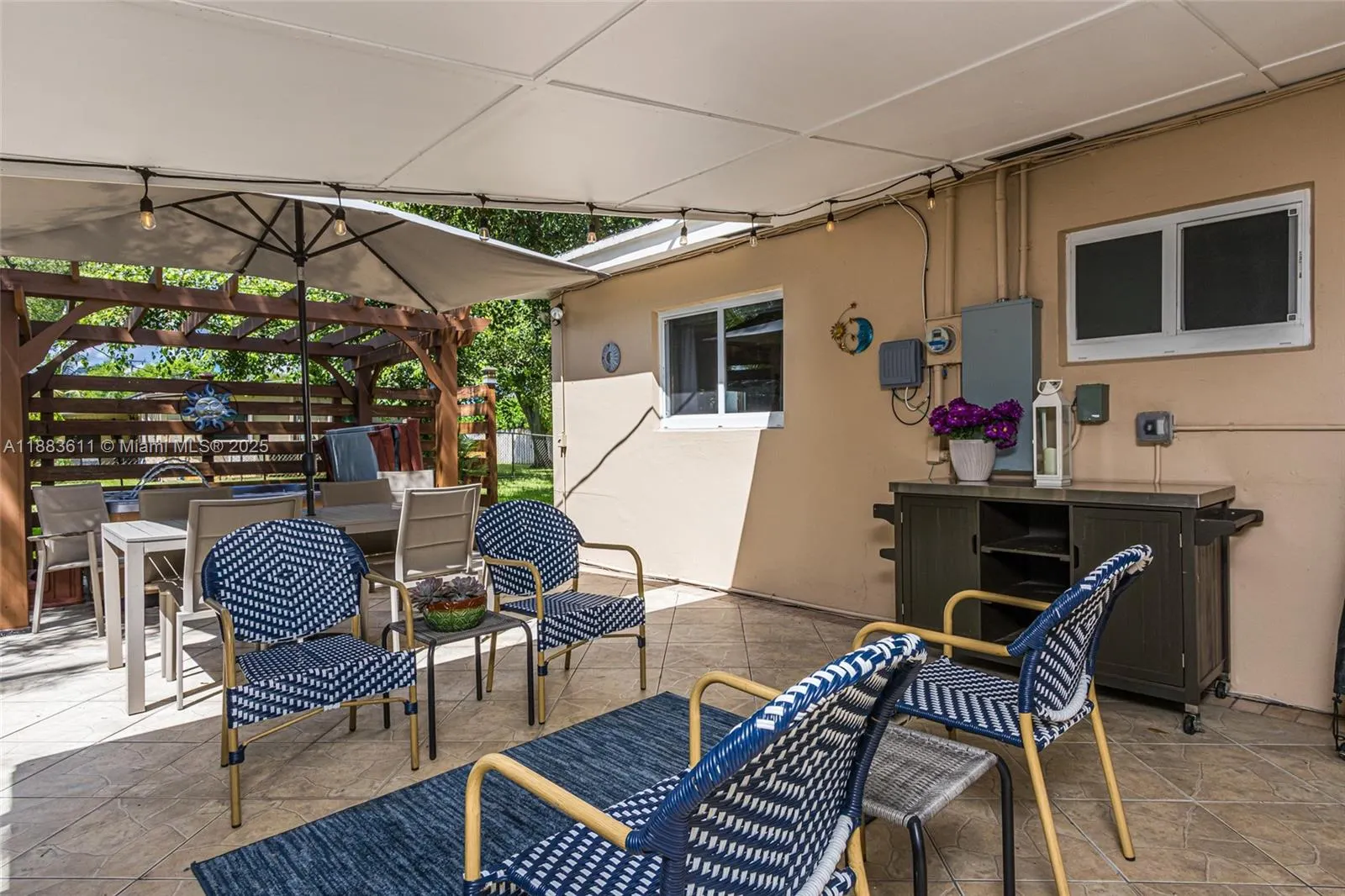 210 SW 64th Ave