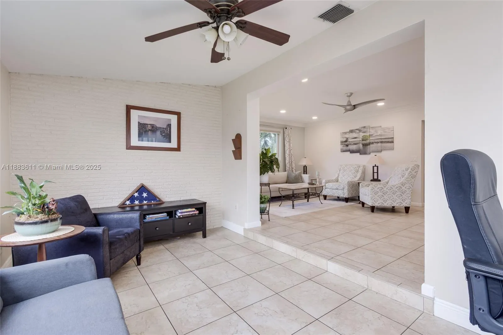 210 SW 64th Ave