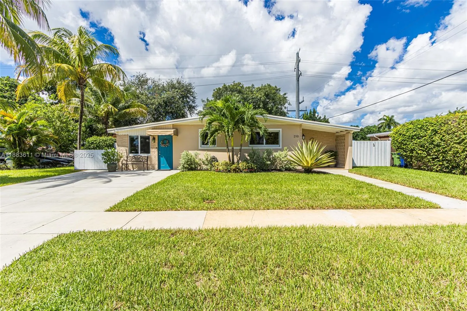 210 SW 64th Ave