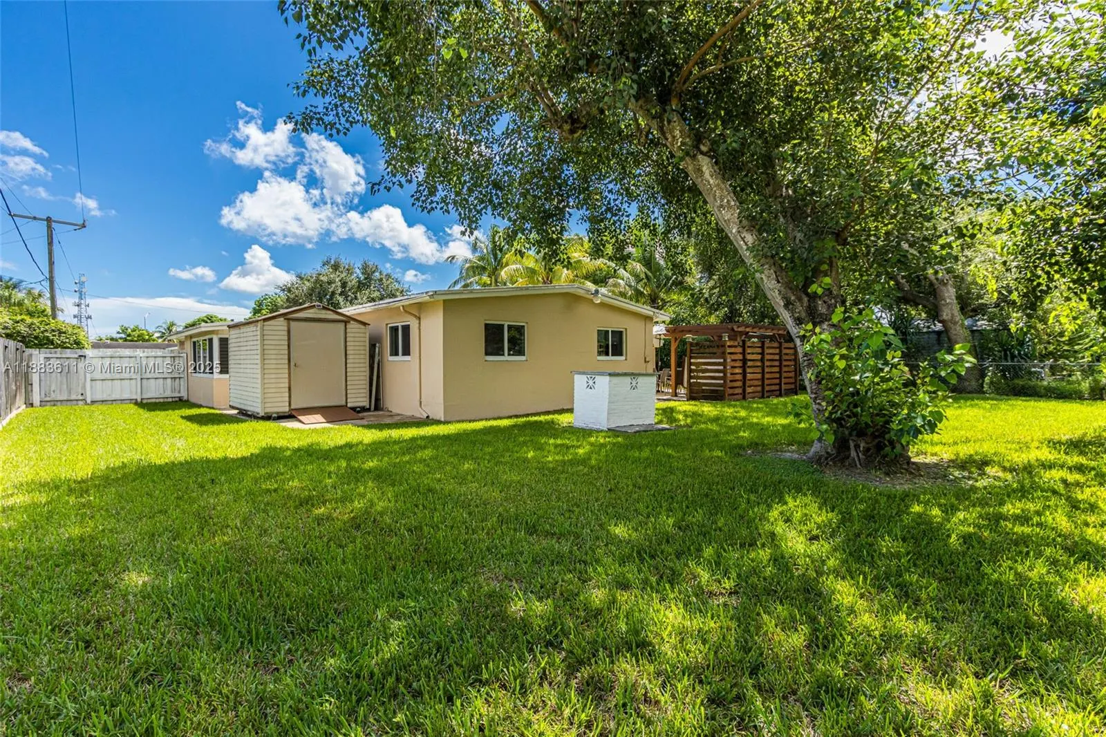 210 SW 64th Ave