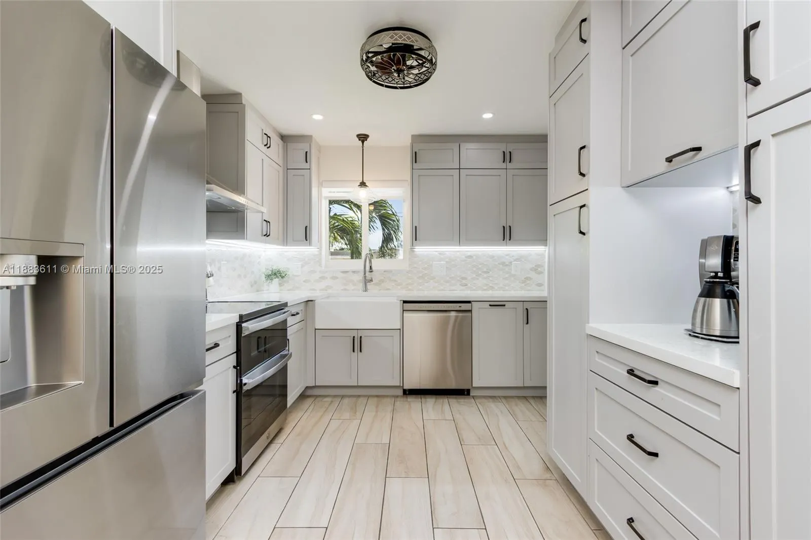 210 SW 64th Ave
