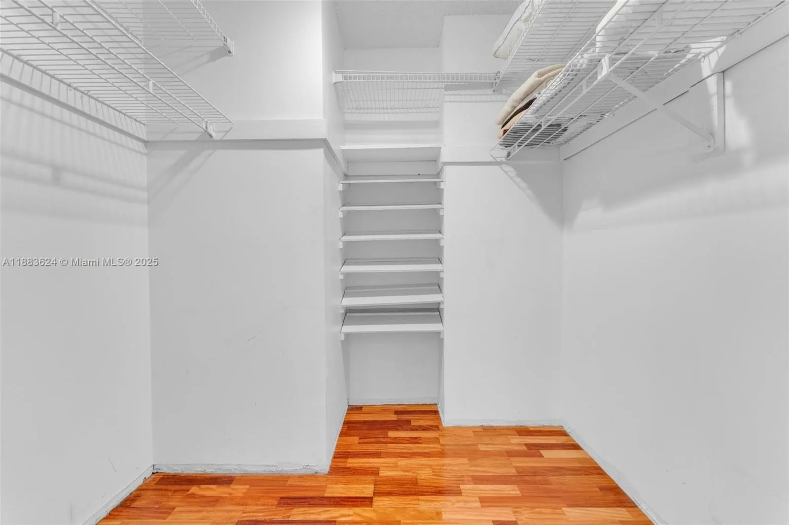 18021 Biscayne Blvd, #1503