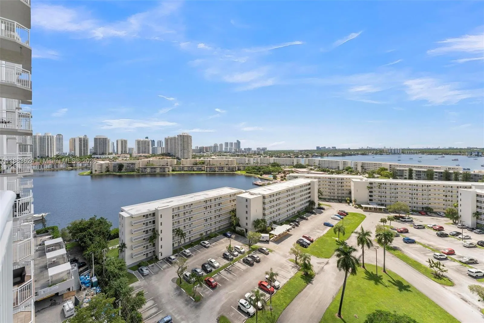 18021 Biscayne Blvd, #1503
