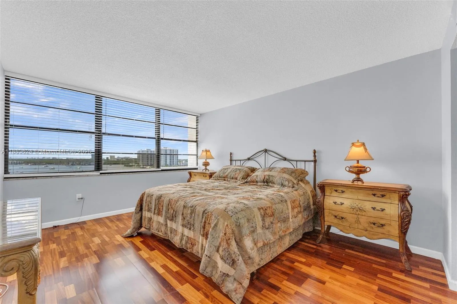 18021 Biscayne Blvd, #1503