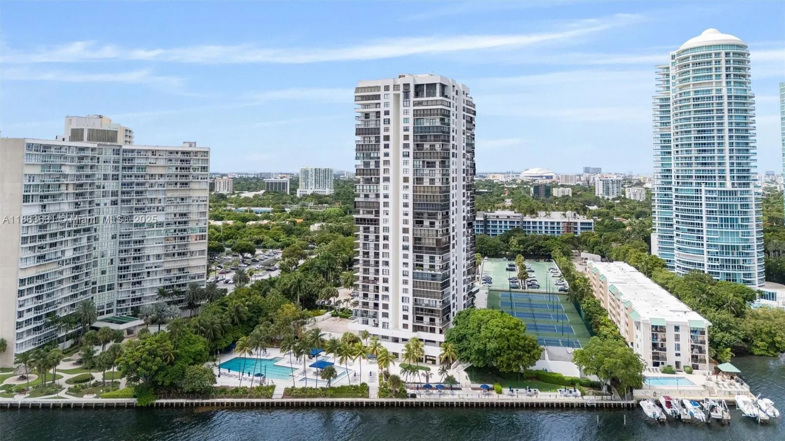 2333 Brickell Ave, #1207