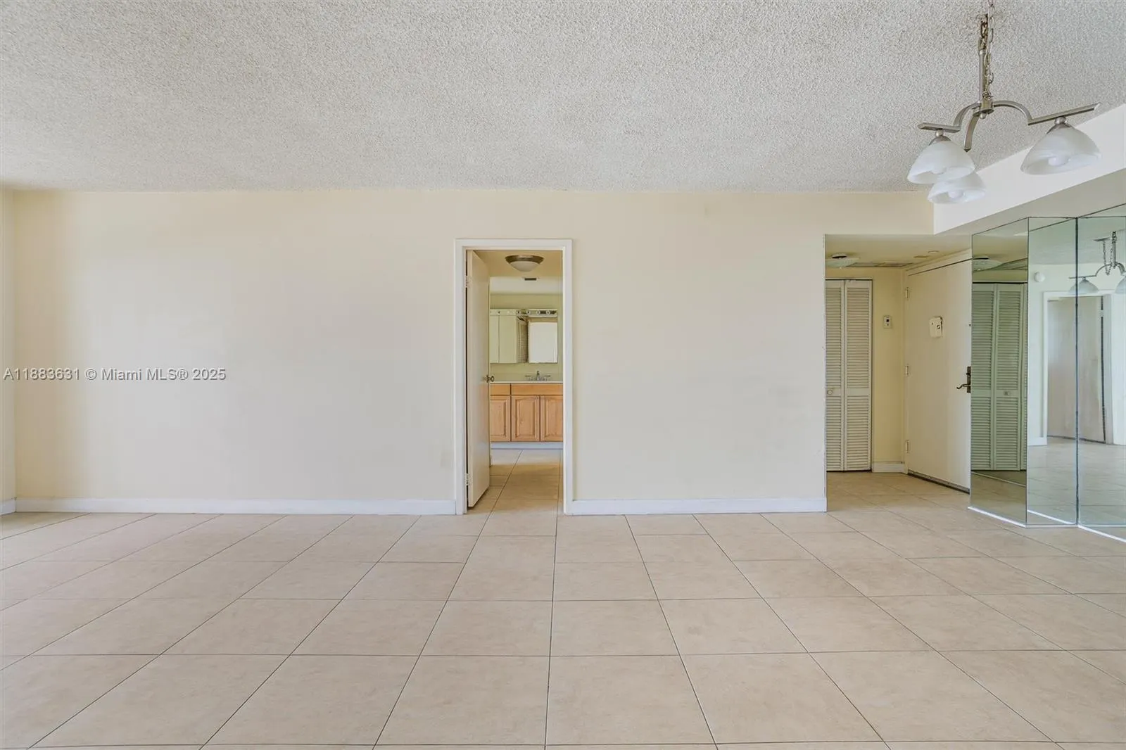 2333 Brickell Ave, #1207