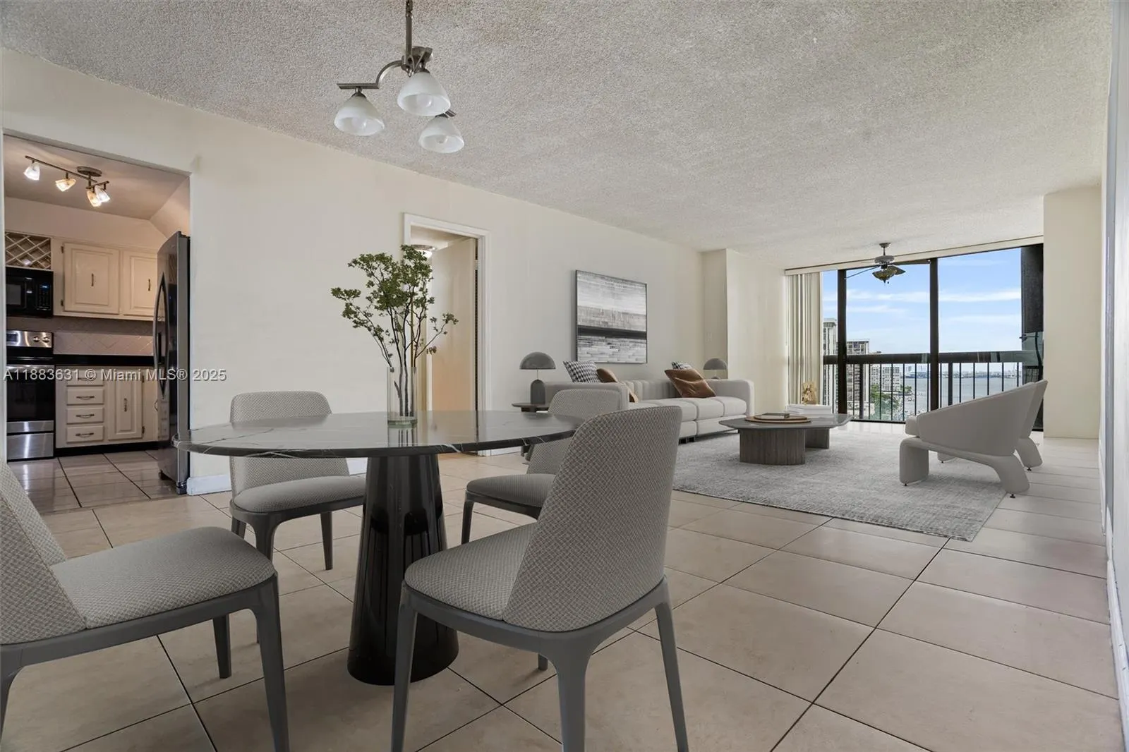 2333 Brickell Ave, #1207