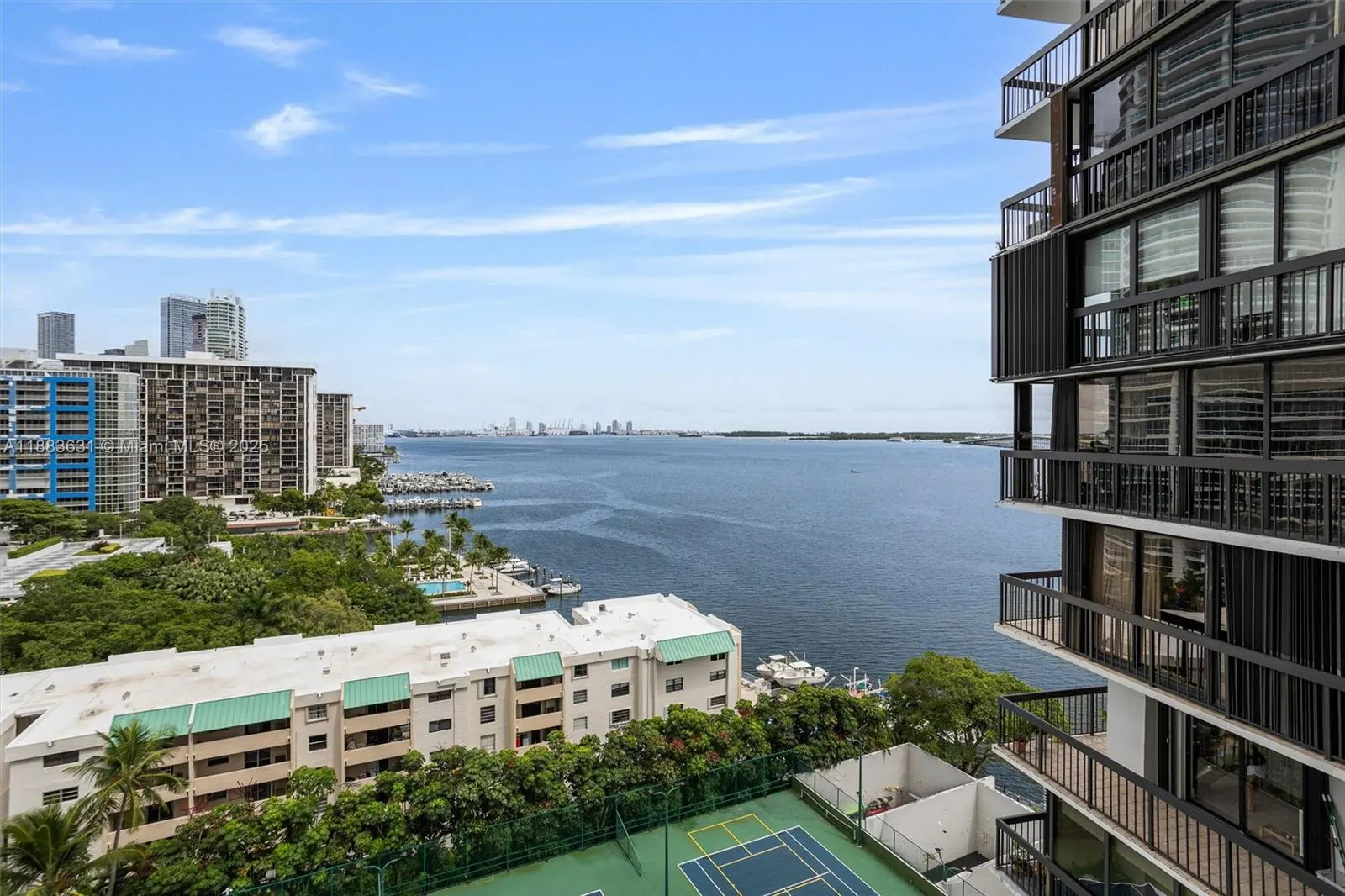2333 Brickell Ave, #1207
