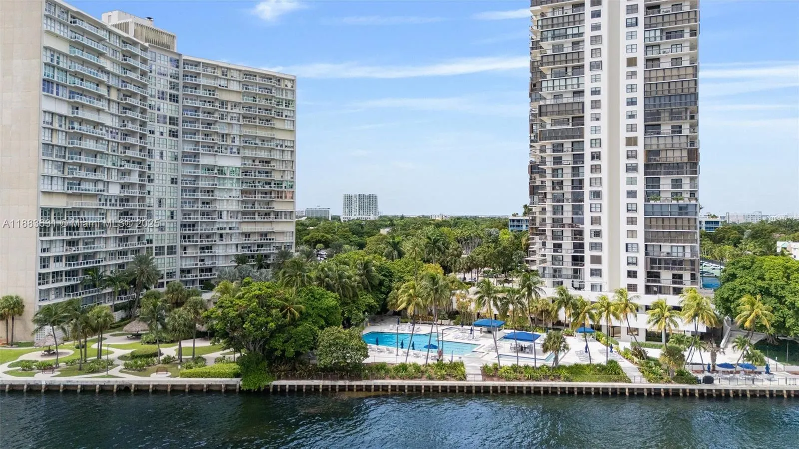 2333 Brickell Ave, #1207