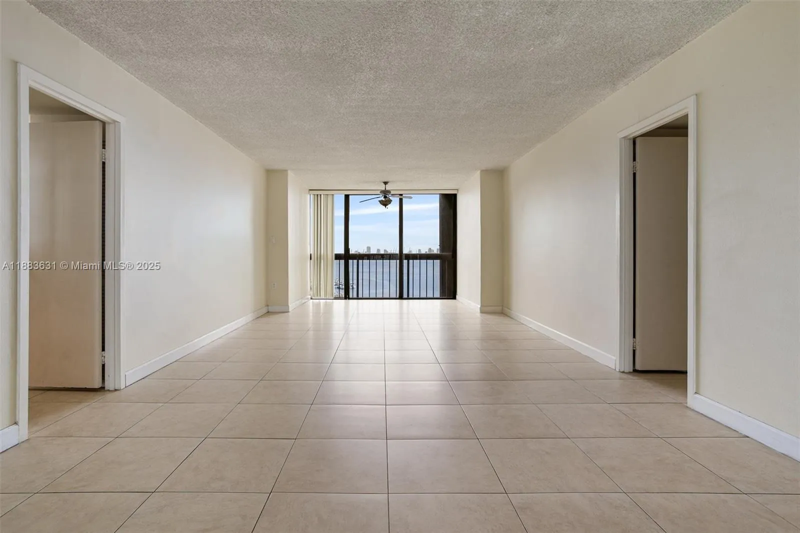 2333 Brickell Ave, #1207